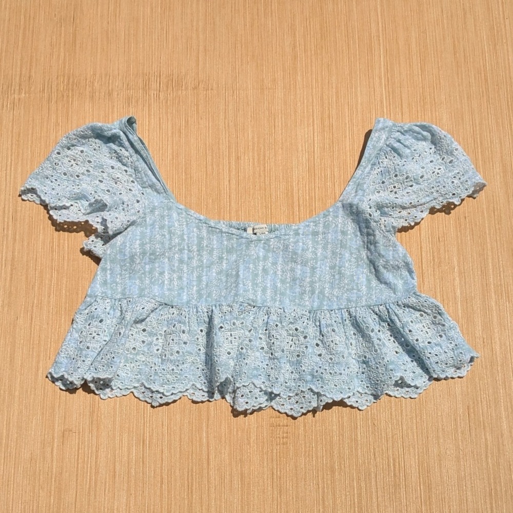 American Eagle Crop Top Blue Eyelet  Puff Sleeve‎ Peplum Cottage Women's Large